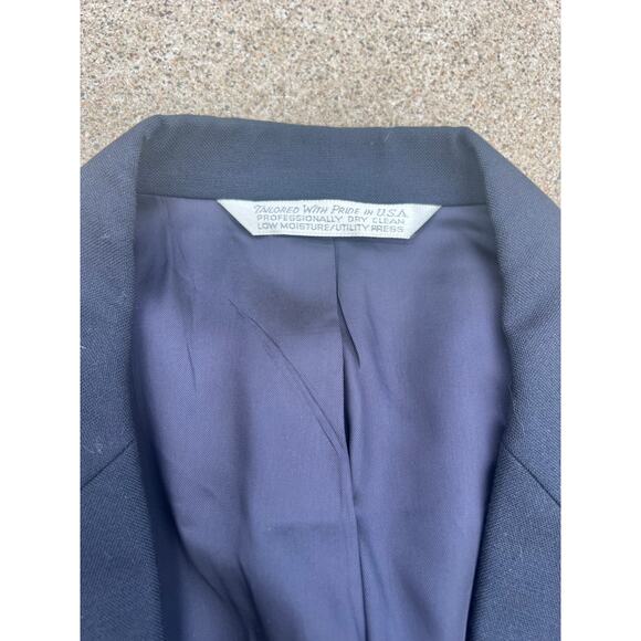 Vintage Jacket Men Size 42L Navy Crested Two Button Wool Tailored Blazer Pockets - Picture 3 of 5